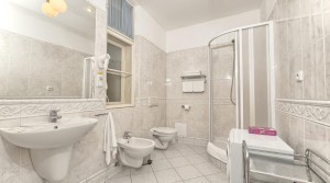 x2_bathroom