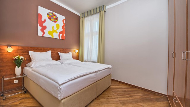 x4_bedroom